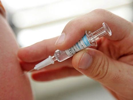 Uus vähivaktsiin pikendab eluiga